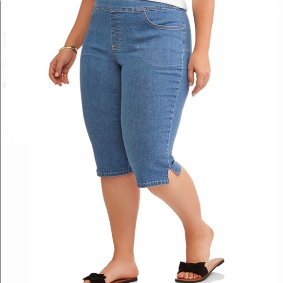 TERRA /& SKY Women/'s Pull-On Skinny Capri Cropped Pant Coral Color Plus Sizes NWT